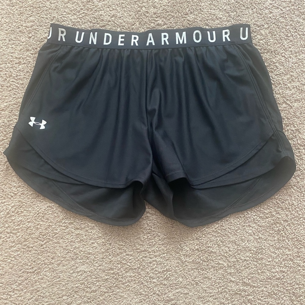 Under armour running short … And they have pockets! Super comfy!!